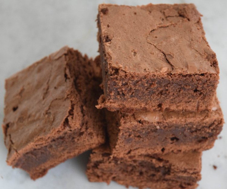 No-Fuss Brownies - abagofflour.com