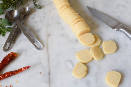 Homemade Parmesan Crackers | abagofflour.com