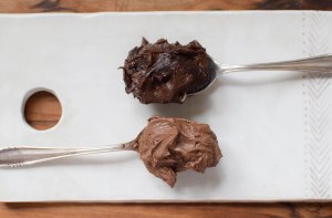 Chocolate Buttercream Frosting | abagofflour.com