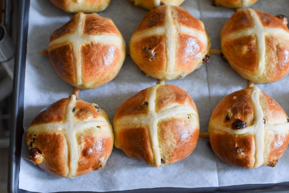 Hot Cross Buns | abagofflour.com